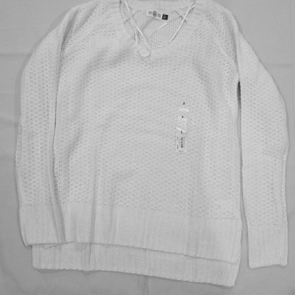 NWOT Sparkly white waffle sweater